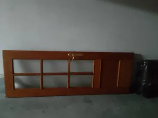 Puerta de madera con 6 cristales