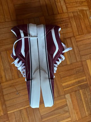 Zapatillas Vans granates