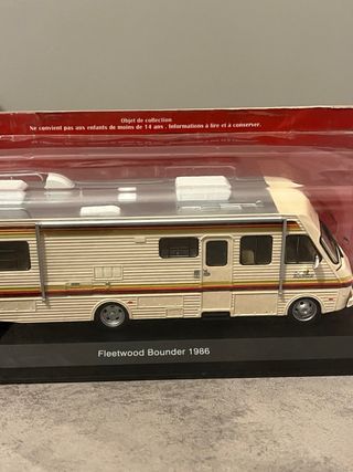 Fleetwood Bounder 1986 (Breaking Bad) 1/43