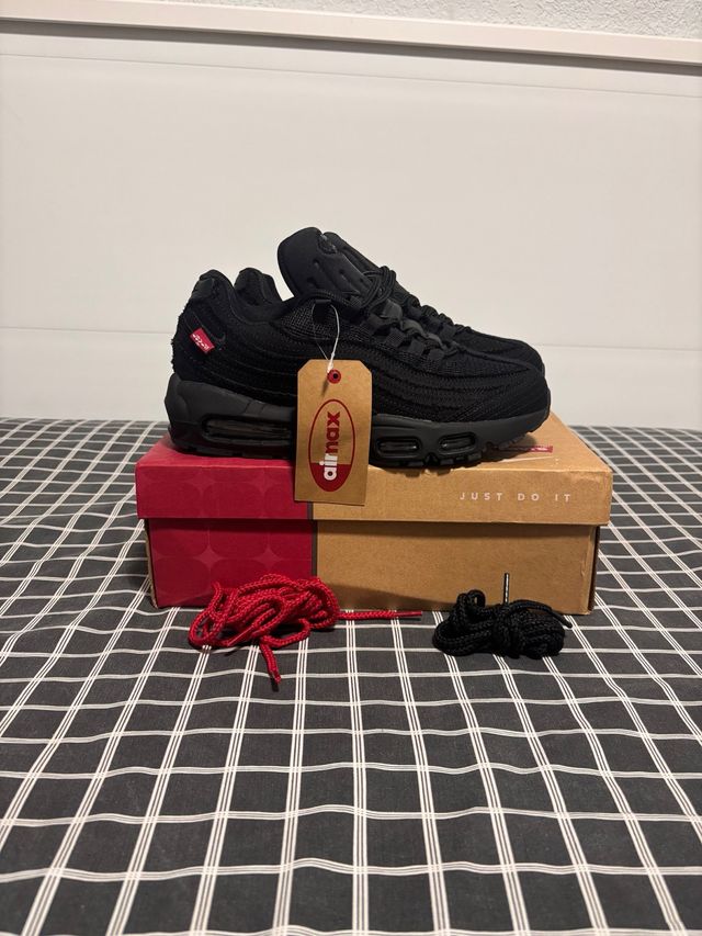 Nike Air Max  x Levi's Negro