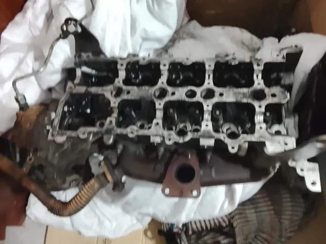 Culata Opel Vivaro 2.0 M9R E7