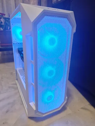 PC Gaming RX 6600 Aura Blanca