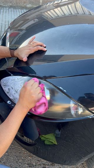 Restauración de faros de coche