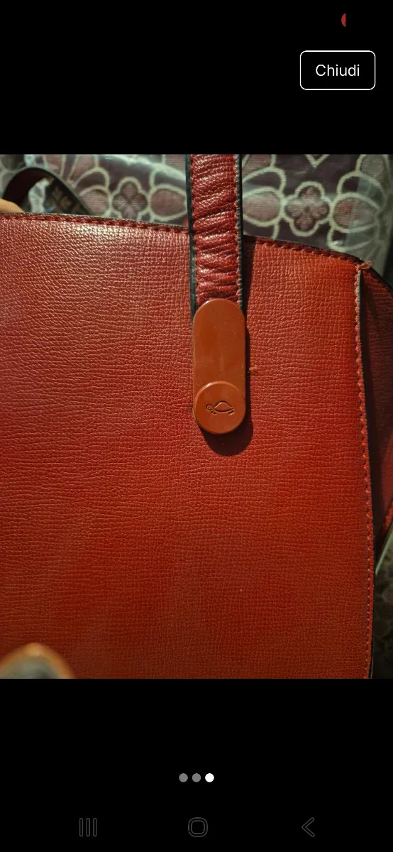 Borsa rossa in pelle