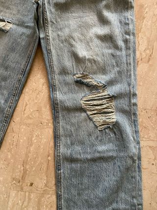Jeans Terranova strappati vita alta