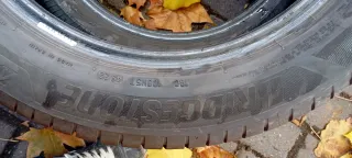 Bridgestone 215/55/17 98W Neumático