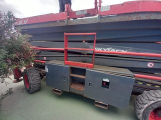 Tijera Diésel Skyjack SJ9250 17m 4x4 Ocasion