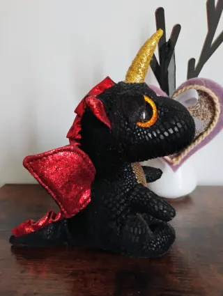 Peluche draghetto nero con ali rosse