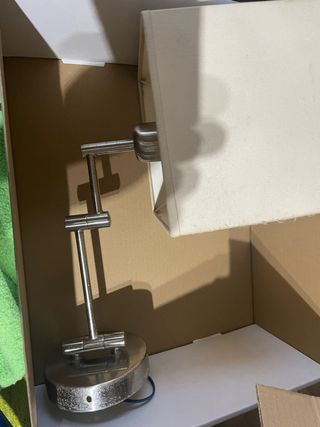 Lámpara de mesa articulada plateada pareja