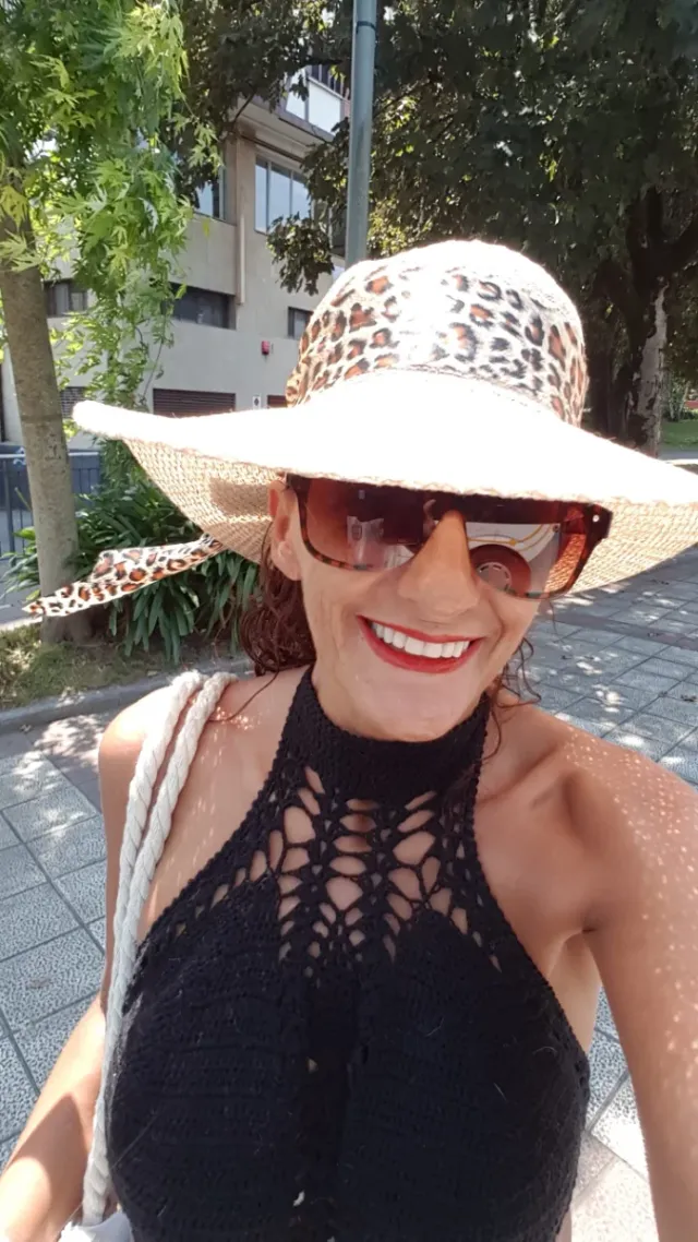 Top negro crochet halter