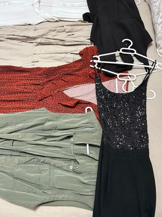 Conjunto de monos de vestir