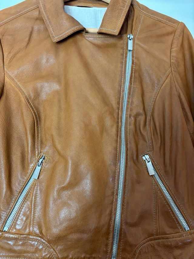 Chaqueta de piel auténtica Milestone en color came