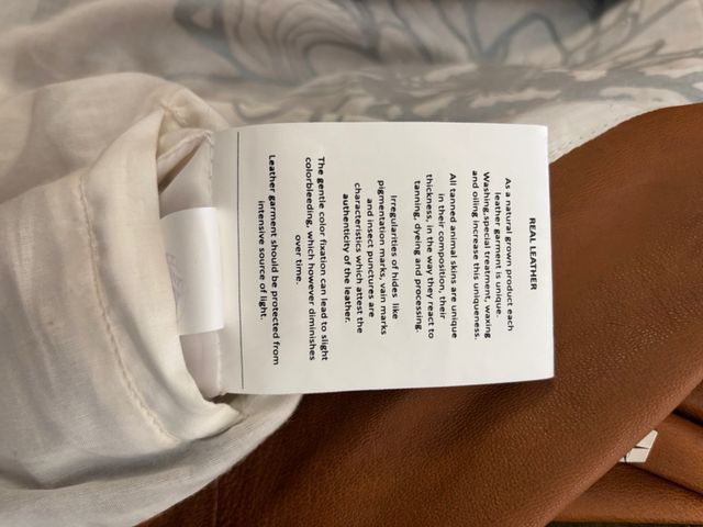 Chaqueta de piel auténtica Milestone en color came