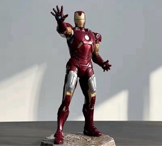 Statua Iron Man 22 cm in PVC – Nuova