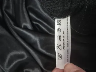 Falda de punto negra