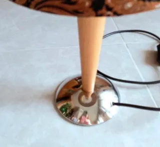 Lámpara de mesa tela y madera
