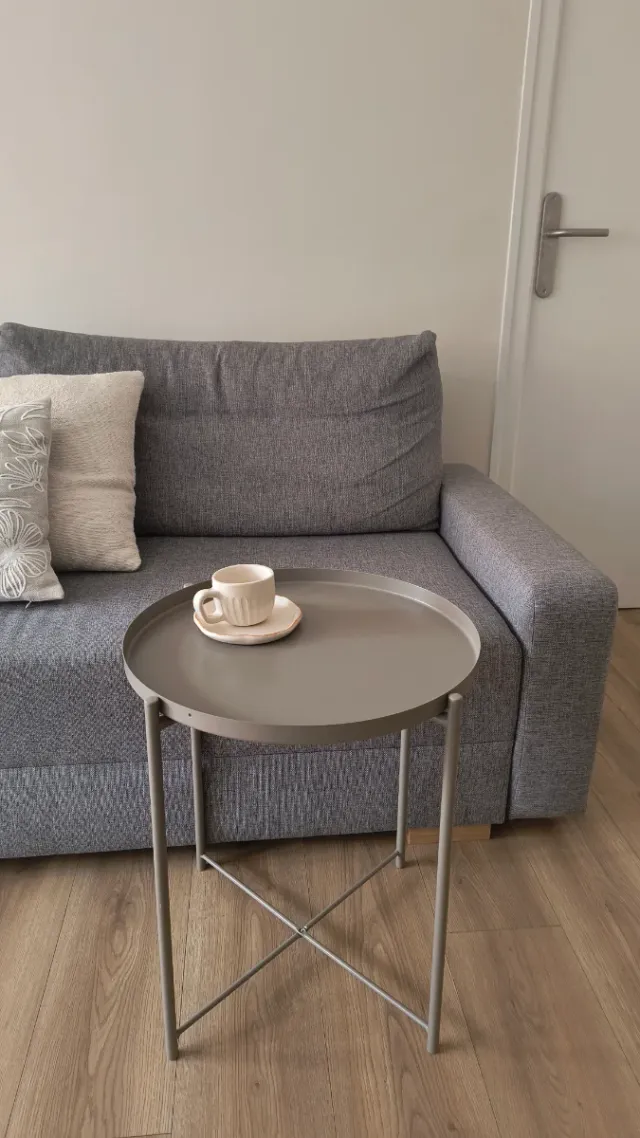 Tavolino/vassoio Gladom Ikea grigio beige