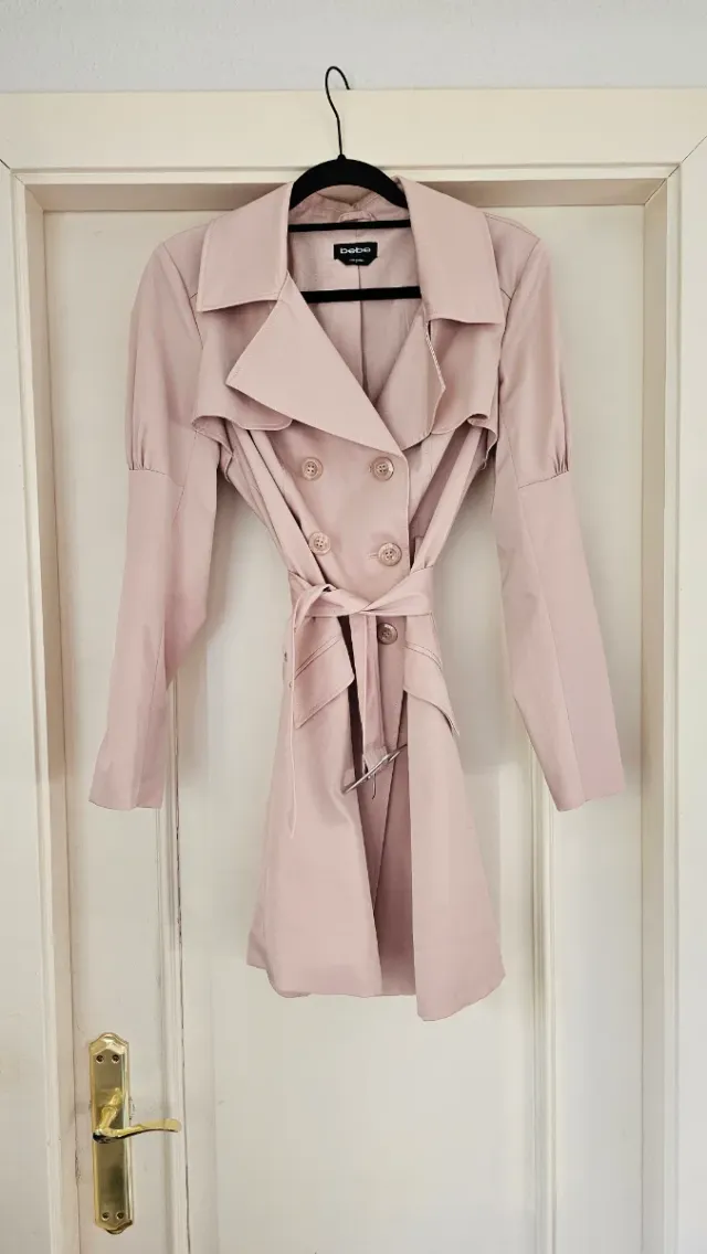 Gabardina Bebe rosa claro