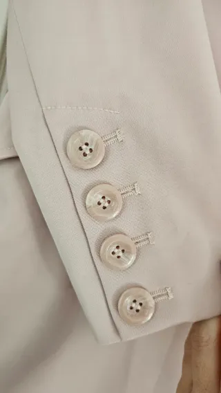 Gabardina Bebe rosa claro