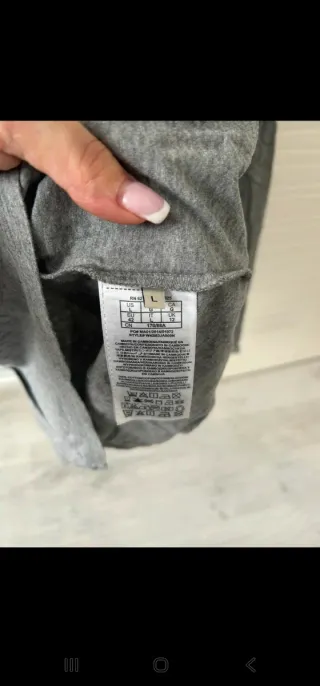 Camiseta Guess manga larga gris