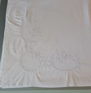 Preciosa sábana antigua