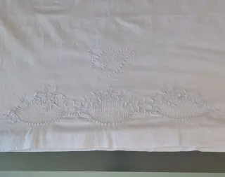 Preciosa sábana antigua