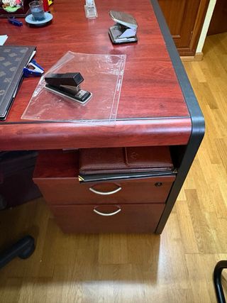 Muebles de oficina y sillas