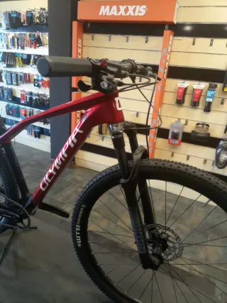 Olympia Iron Carbono Talla m, NUEVA!!