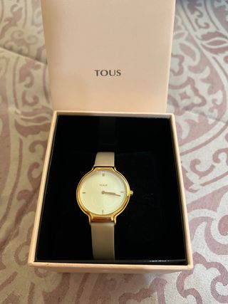 Reloj Tous Beige y Dorado con correa rosa pastel