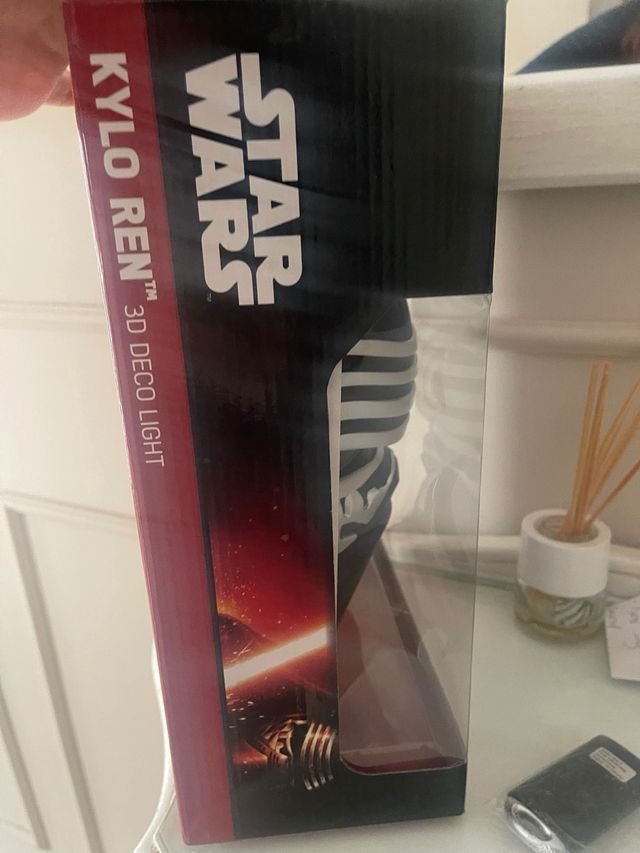 Máscara Star Wars Kylo Ren LED Deco Light. estreno
