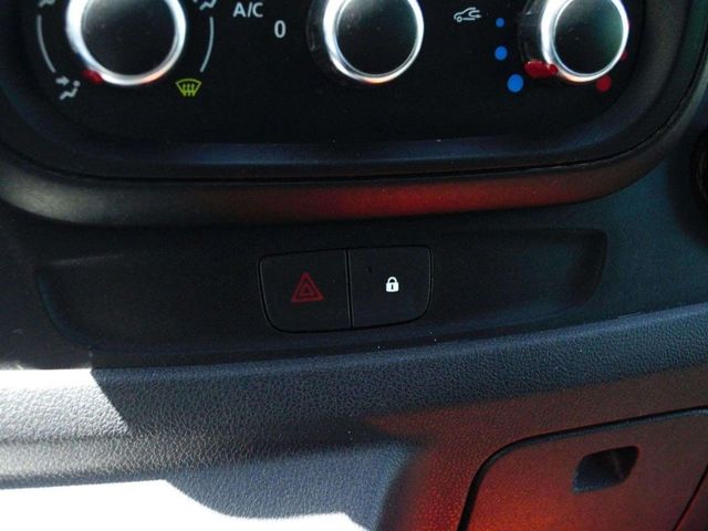 Renault Trafic Furgón L1H1 Blue dCi 81 Kw (110 CV)