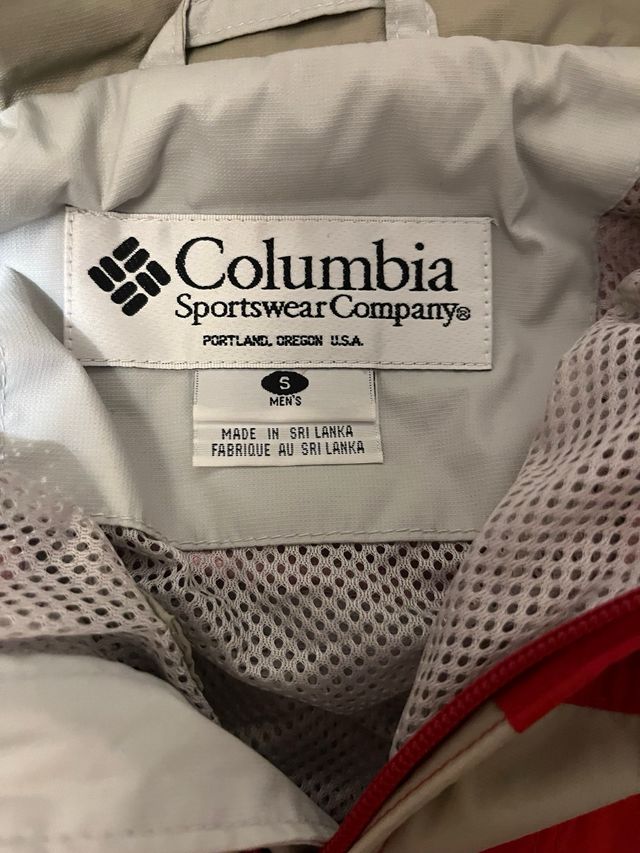 Chaqueta Columbia Roja y Gris