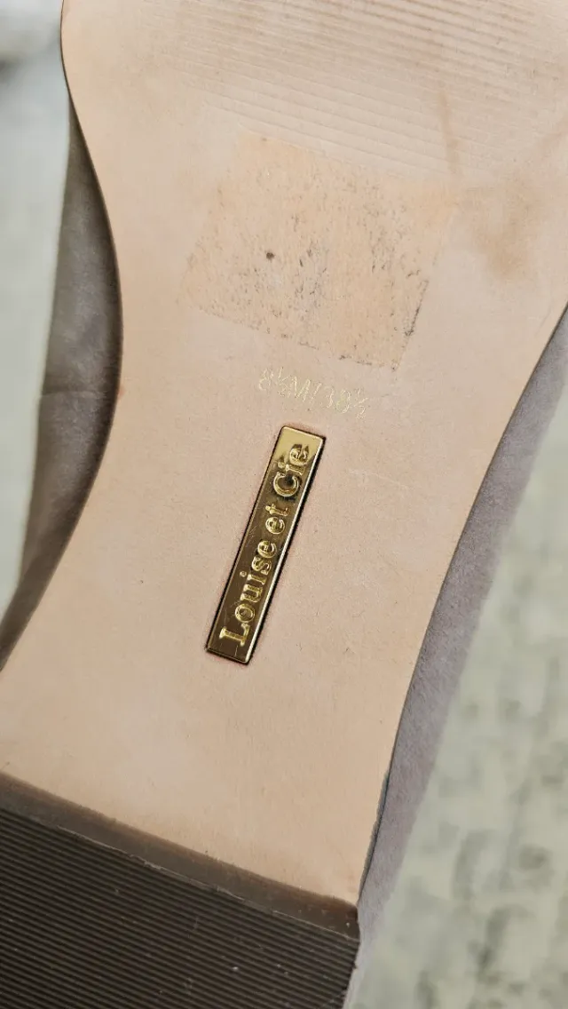 Mocasines Louise et Cie ante pompón