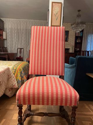 Sillas de comedor estilo clásico