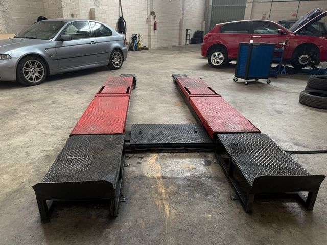 Elevador de coche Tijera Omer 3.5T