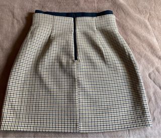 Falda Zara Talla S Cuadros Beige Marrón