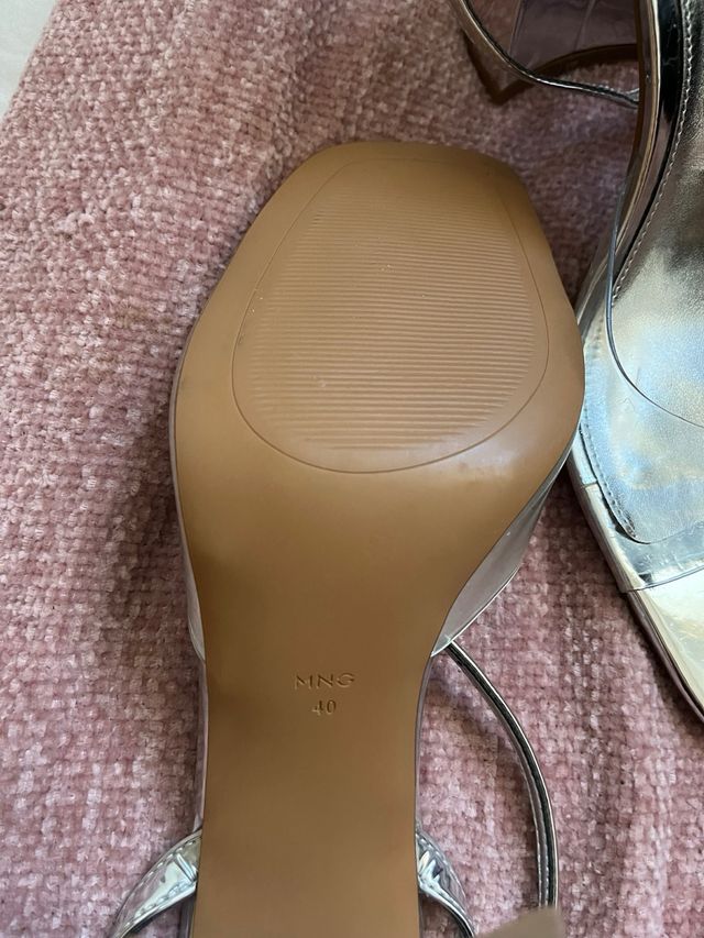 Tacones Mango Plateados Transparentes