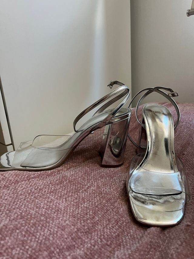 Tacones Mango Plateados Transparentes