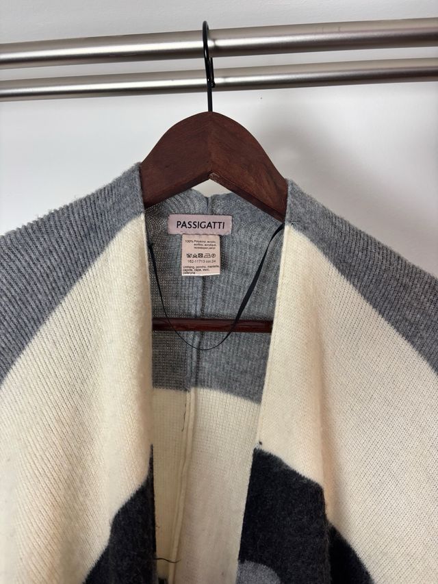 Poncho PASSIGATTI multicolor talla única