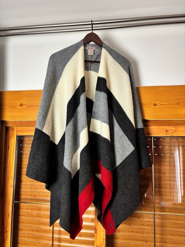 Poncho PASSIGATTI multicolor talla única
