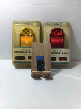 Carcase metalliche + 45 gb memory stick 11 scheda