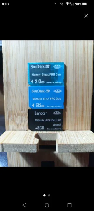 Carcase metalliche + 45 gb memory stick 11 scheda