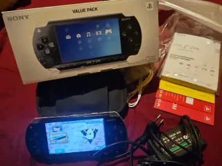 PSP 1004 Negra con Caja y Accesorios