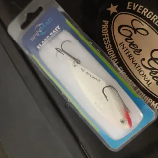 Cuchara pesca SpinMad Blade Bait 18g.