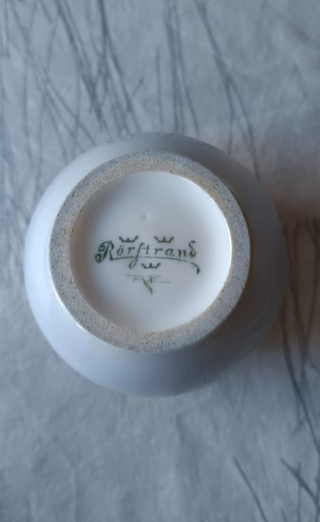 Caja de porcelana Rörstrand siglo XX