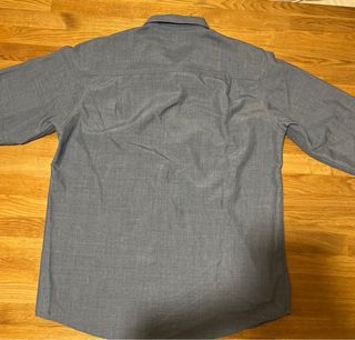 Camisa azul grisácea manga larga