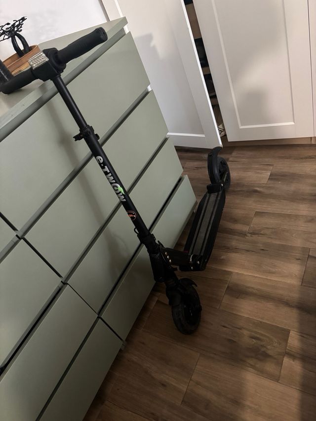 Patinete eléctrico E-TWOW