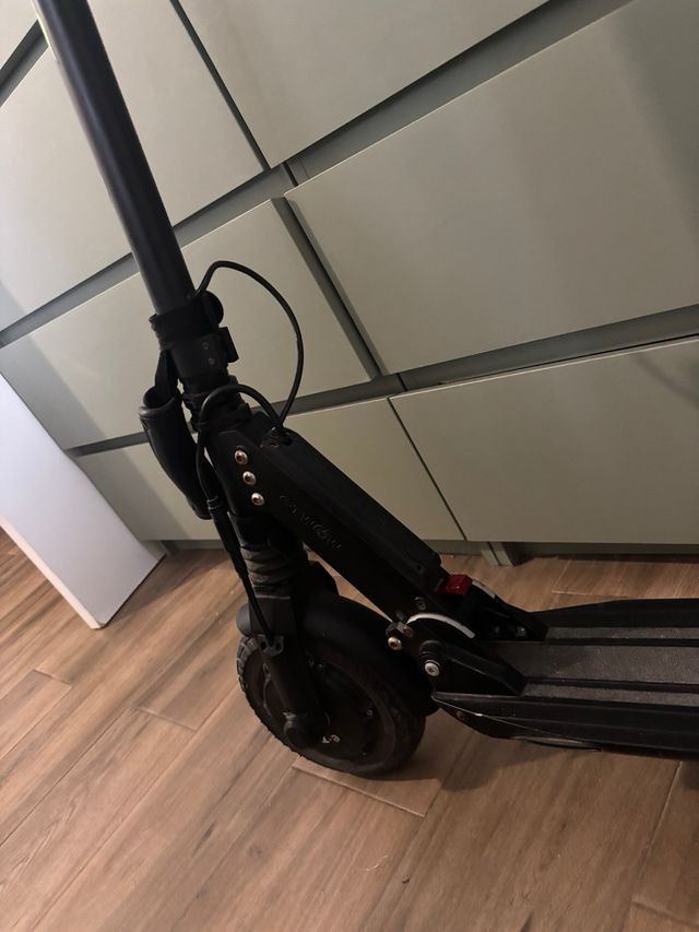 Patinete eléctrico E-TWOW