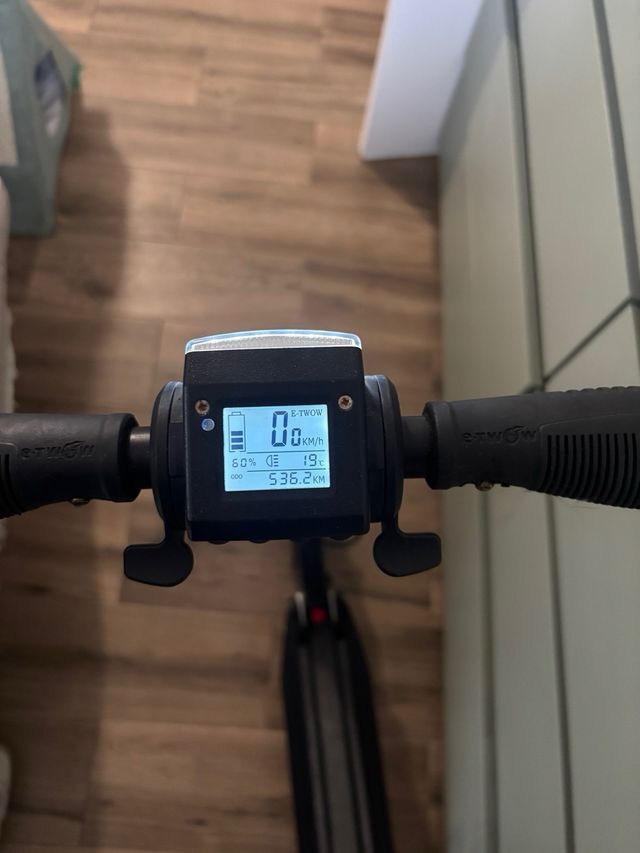 Patinete eléctrico E-TWOW