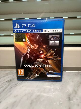 EVE Valkyrie PS4 VR Richiesto